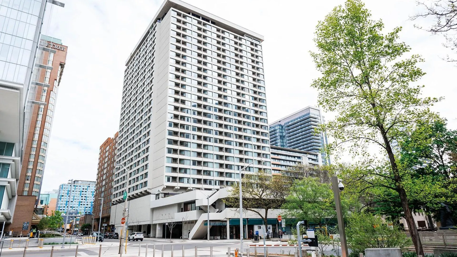 Chestnut Residence And Conference Centre - University Of Toronto Apartament